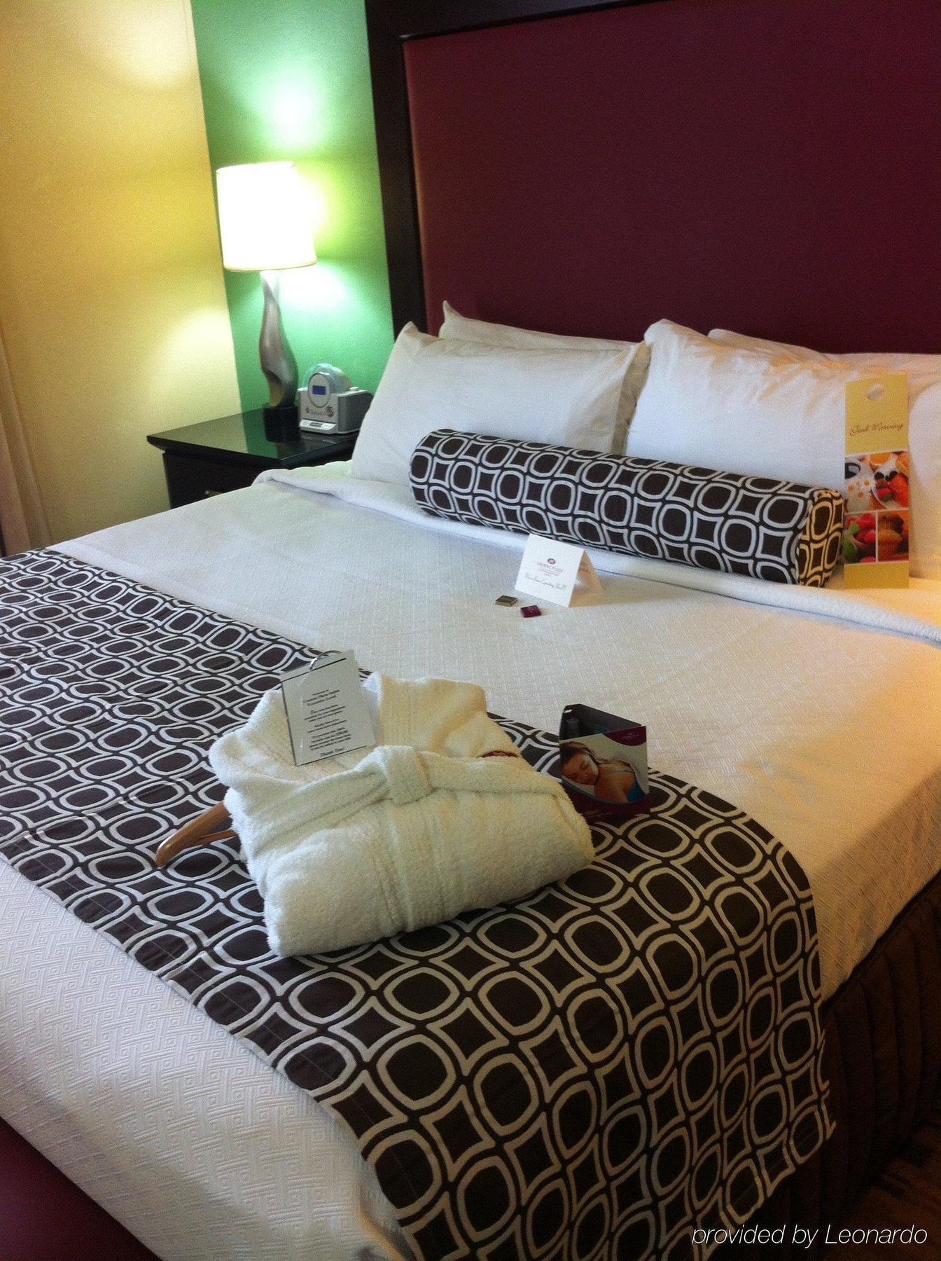 Crowne Plaza Suites Houston - Near Sugar Land Eksteriør billede