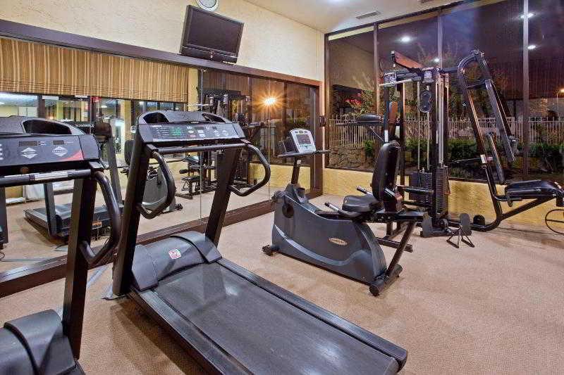 Crowne Plaza Suites Houston - Near Sugar Land Eksteriør billede