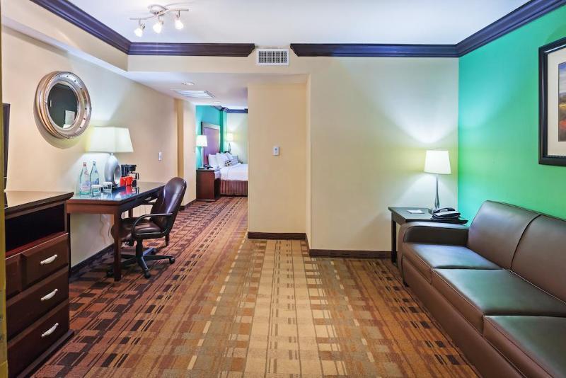 Crowne Plaza Suites Houston - Near Sugar Land Eksteriør billede