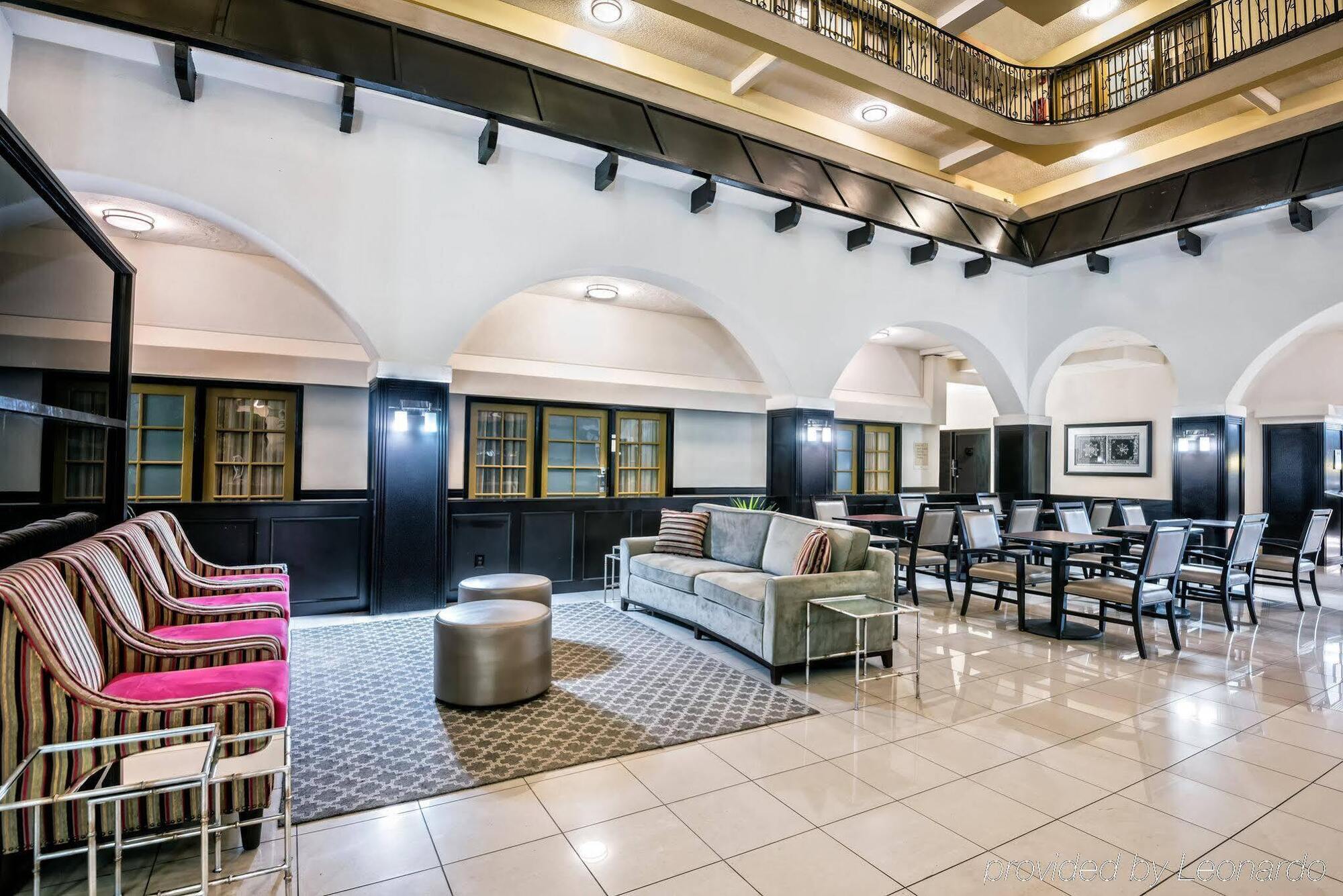 Crowne Plaza Suites Houston - Near Sugar Land Eksteriør billede