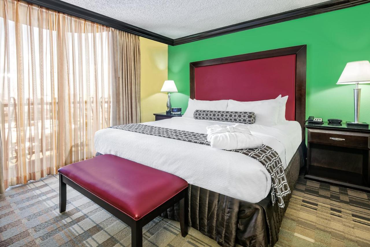 Crowne Plaza Suites Houston - Near Sugar Land Eksteriør billede